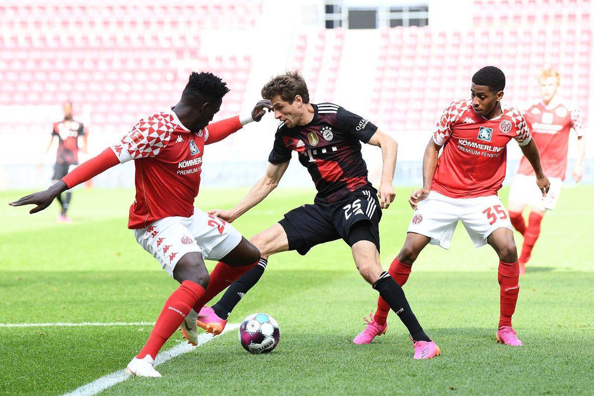 相比之下 相比之下