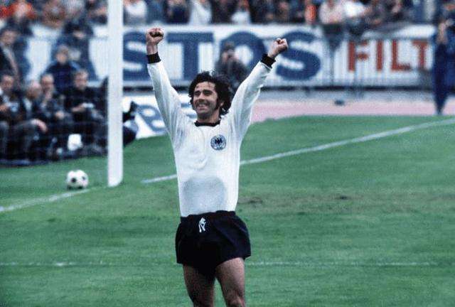 即球员不慎 即球员不慎