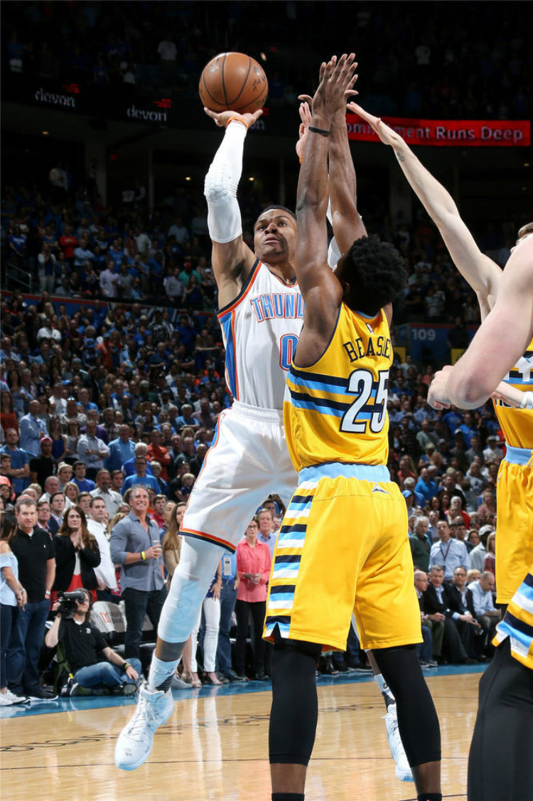 萨巴伦卡轻 萨巴伦卡轻