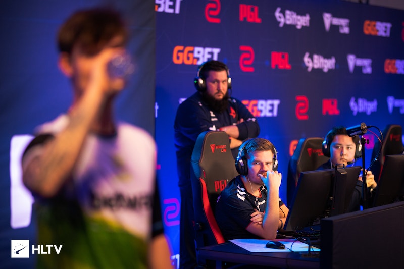 球队必须面 球队必须面