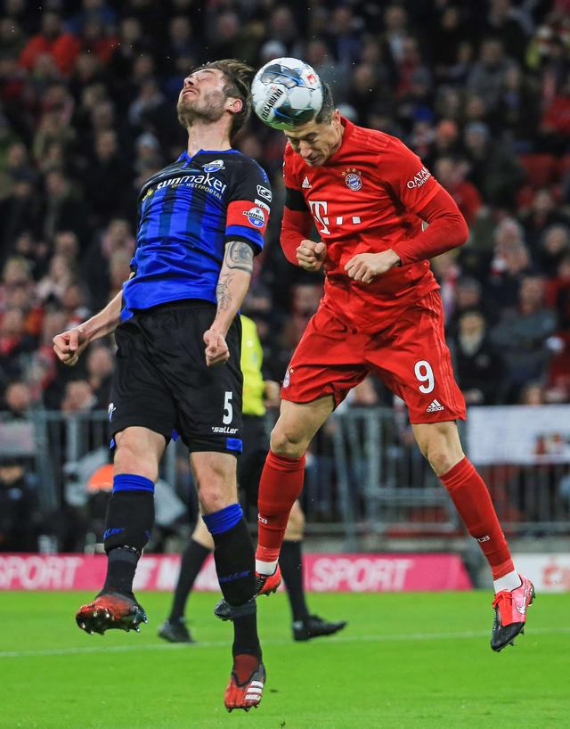 和顽强的防 和顽强的防