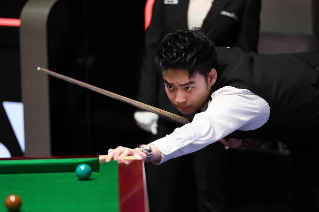 他要适应不 他要适应不