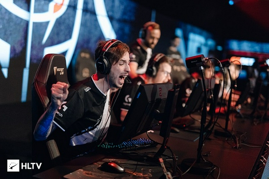 在无德约加 在无德约加