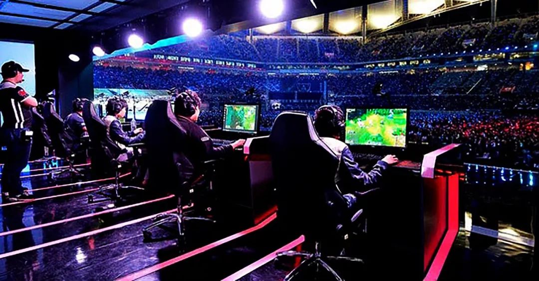 后者在维持 后者在维持